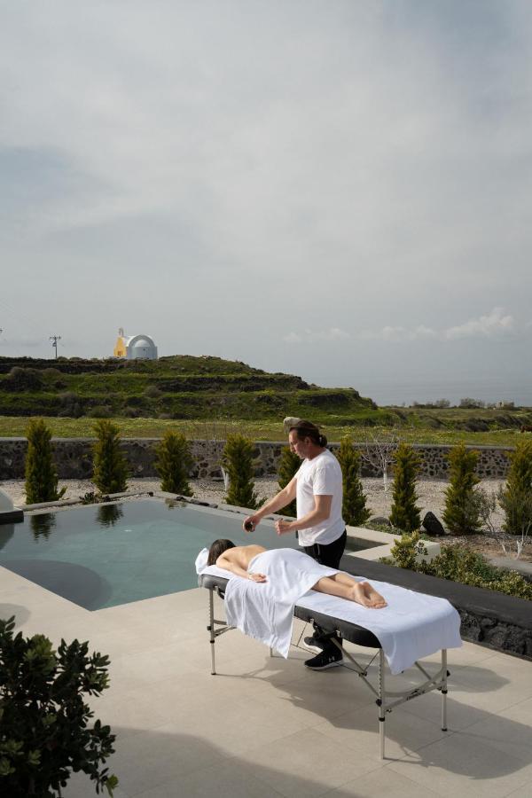 Saint John Oia-Exclusive Private Heated Pool Villas 外观 照片