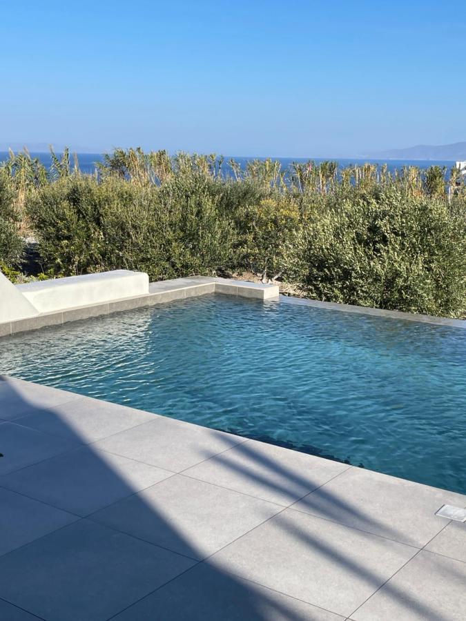Saint John Oia-Exclusive Private Heated Pool Villas 外观 照片