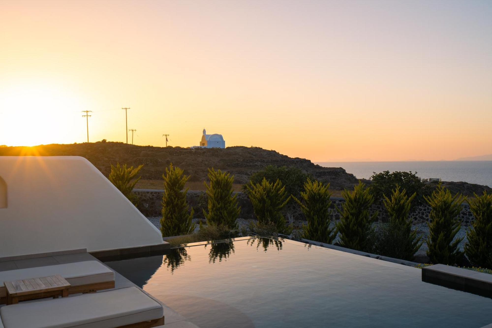 Saint John Oia-Exclusive Private Heated Pool Villas 外观 照片