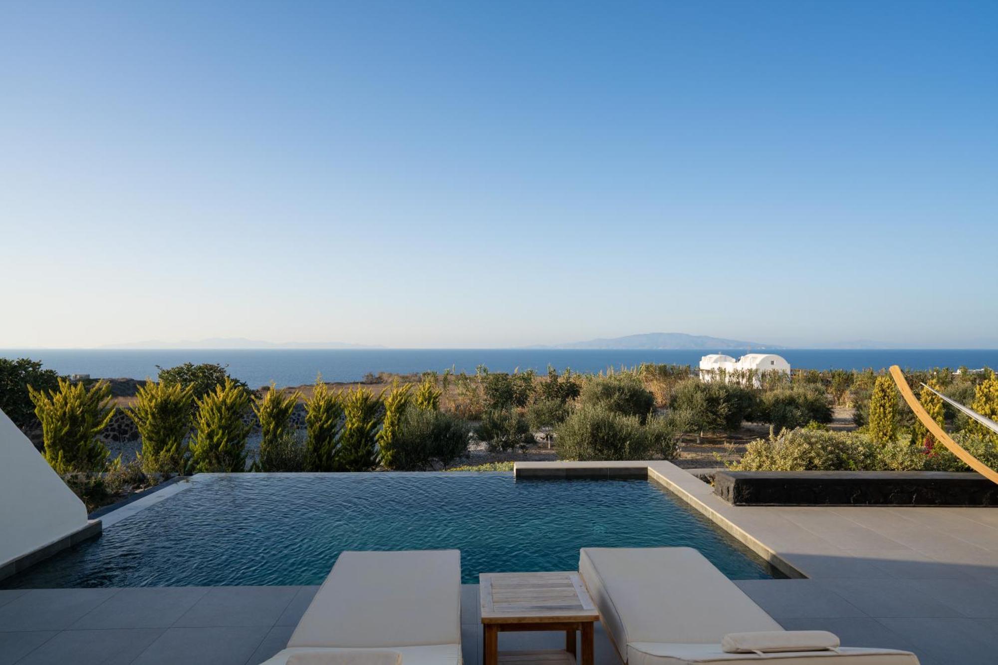 Saint John Oia-Exclusive Private Heated Pool Villas 外观 照片