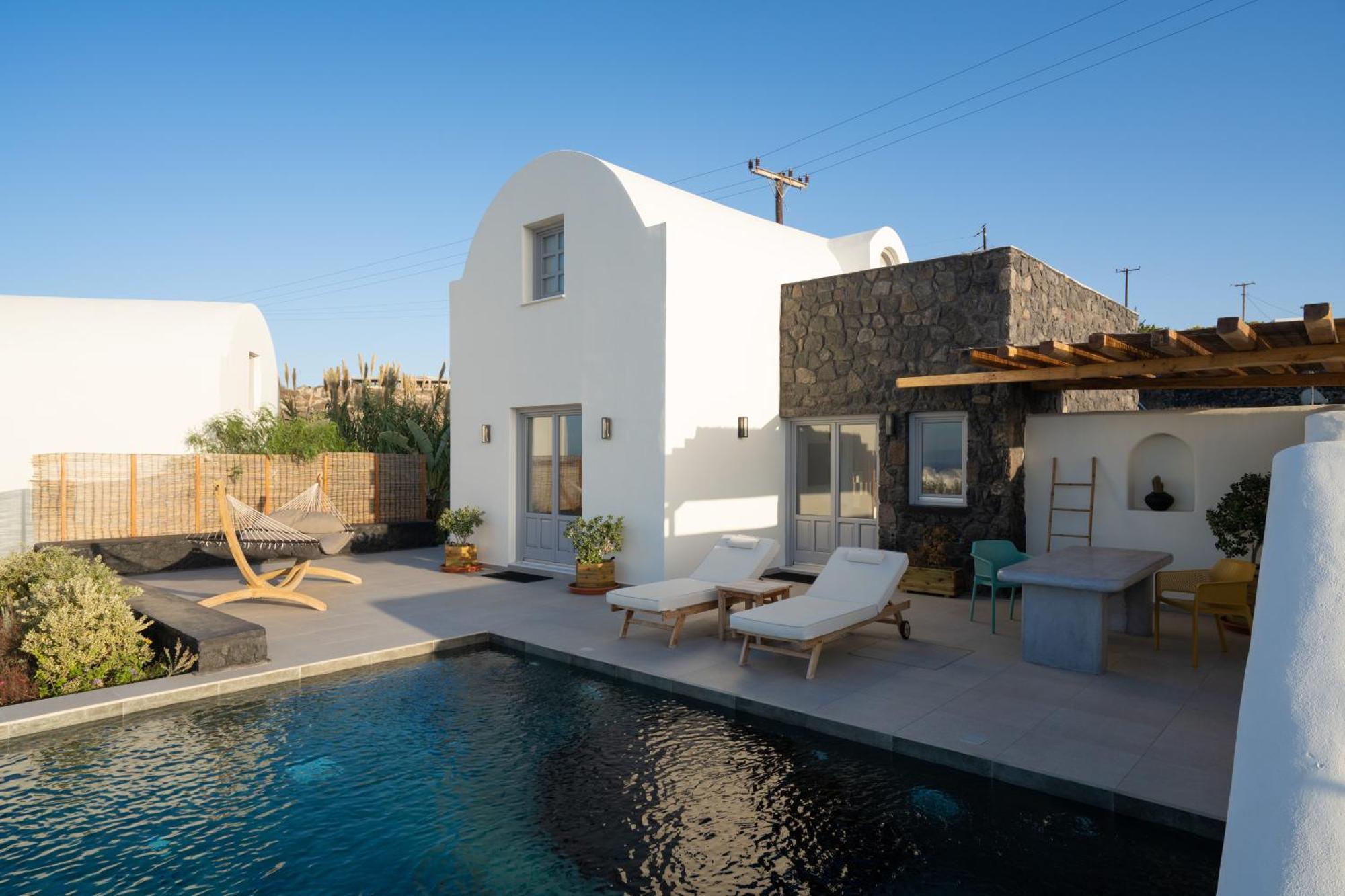 Saint John Oia-Exclusive Private Heated Pool Villas 外观 照片